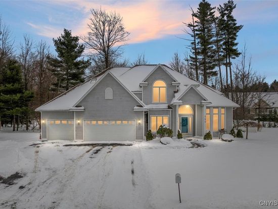 120 Sylvan Way, New Hartford, NY 13413