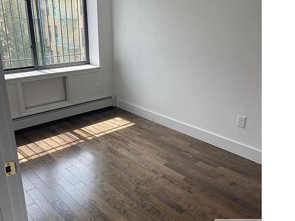 2nd image of 857 Hornaday Pl #5A