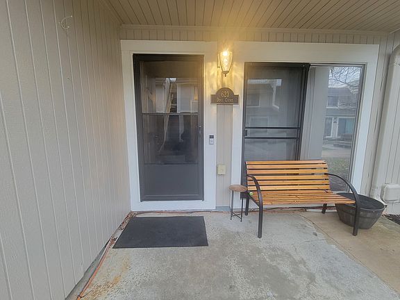 3rd image of 623 Dove Ct