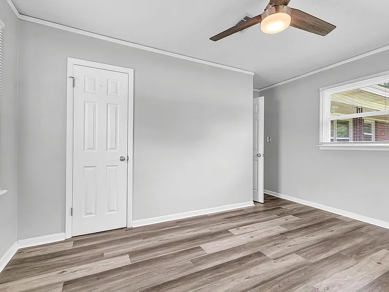 1134 Wright St — Photo 20