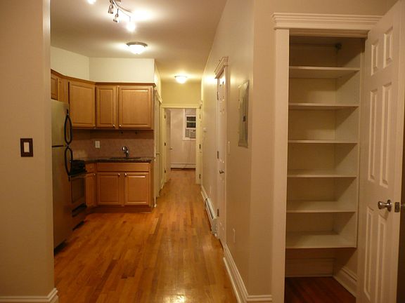 4th image of 364 7th St APT 3L