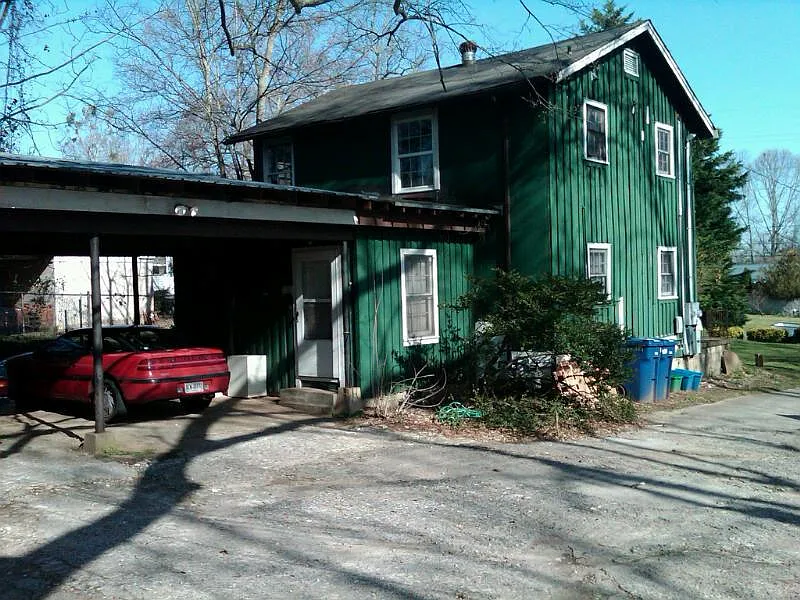 1 bed, 800 sqft, $900 — Photo 3