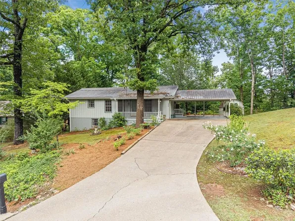 3946 Fraser Cir, Gainesville, GA 30506
