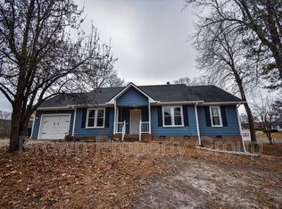 7371 Beaver Run Dr, Fayetteville, NC 28314