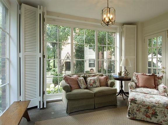 5th image of 208 Deer Park Dr