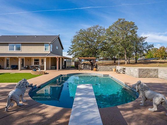 3rd image of 21756 Los Altos Dr