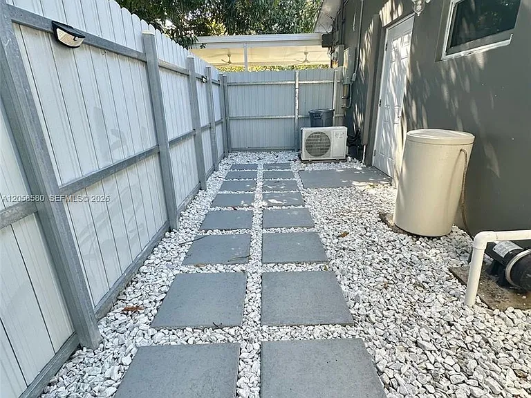 40 Sutton Rd #1 — Photo 10