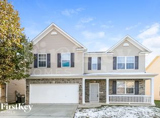 6547 Locust Grove Dr, Indianapolis, IN 46237