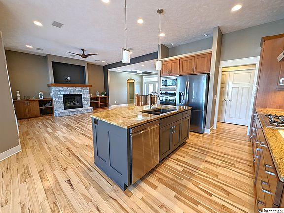 5th image of 7259 Hidden Valley Dr