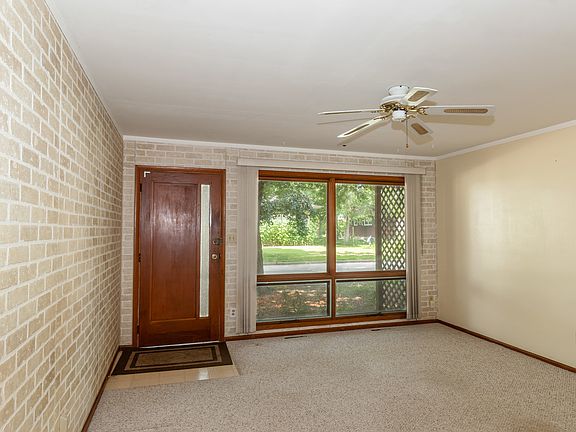 2nd image of 504 Judd St