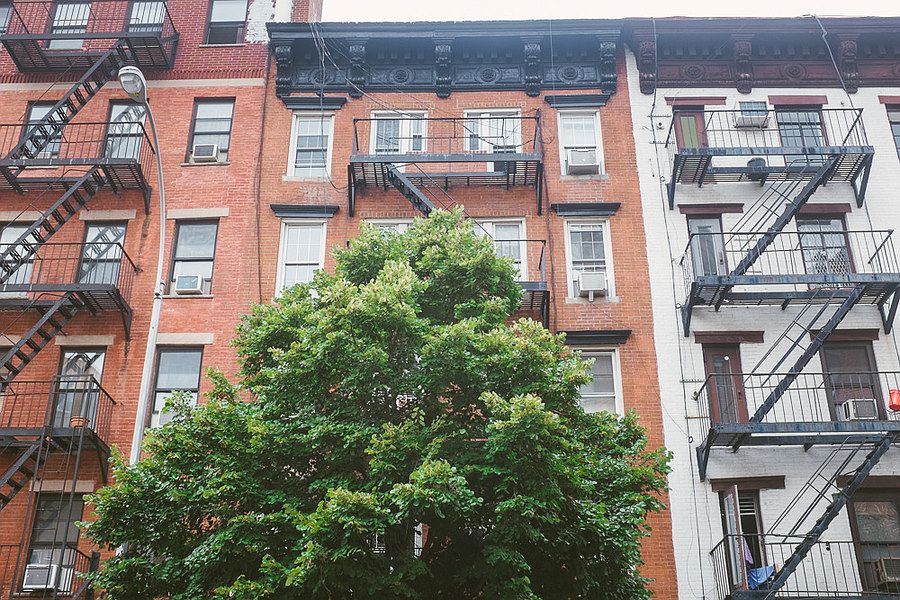 1st image of 195 E 4th St APT 09