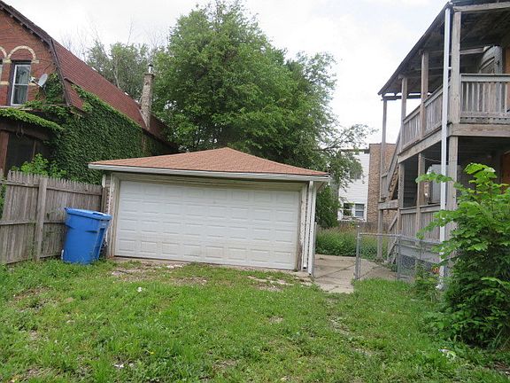 2nd image of 200 N Keeler Ave