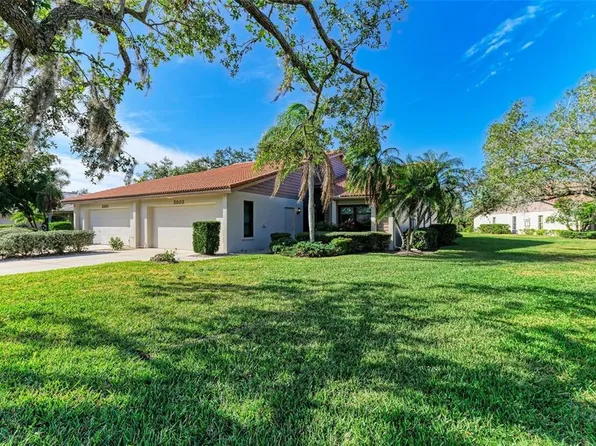 3803 WILSHIRE CIRCLE W #37, SARASOTA, FL 34238