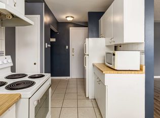Kent Apartments, Edmonton, AB T5H 2Y3