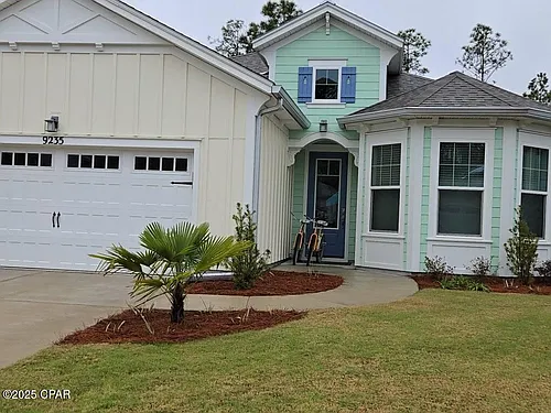 9235 Paradise Dr Photo 1