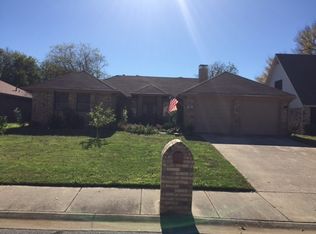 48 Robins Nest Dr, Hickory Creek, TX 75065