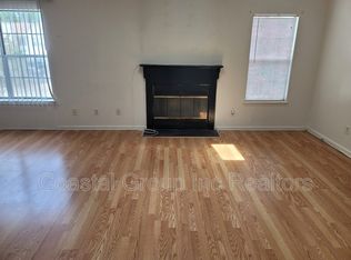 1424 Deerpond Ln #1, Virginia Beach, VA 23464