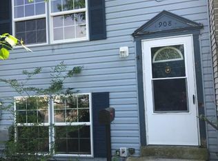 908 Top View Dr, Edgewood, MD 21040