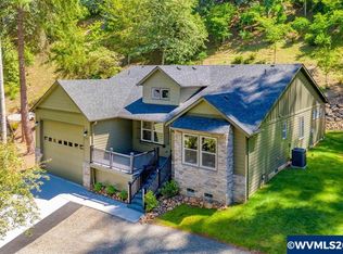 29225 Sperry Rd, Brownsville, OR 97327