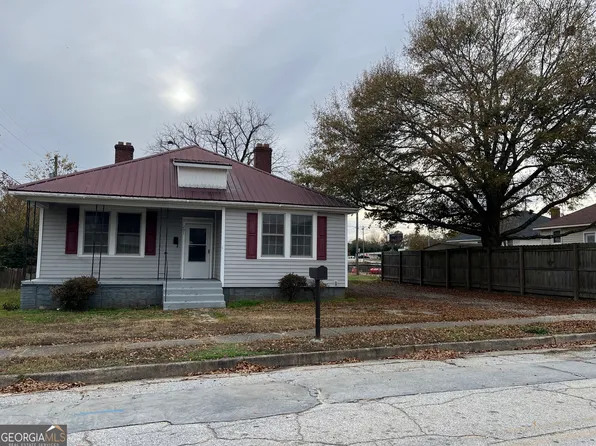 201 Snyder Ave, Elberton, GA 30635