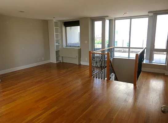 Rented by Loom Group | media 52