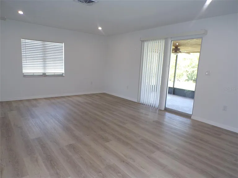 421 Orchid Dr — Photo 18