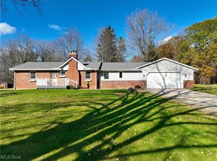 8650 Carmichael Dr, Chesterland, OH 44026