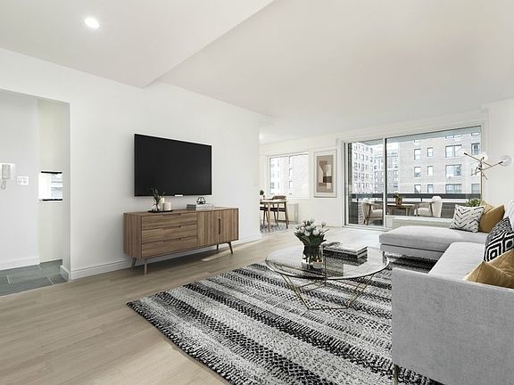 5th image of 45 E 89th St APT 10F