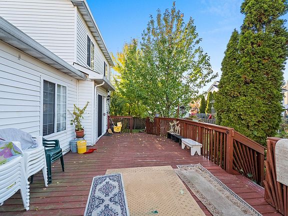 3rd image of 20918 W Boulder Dr