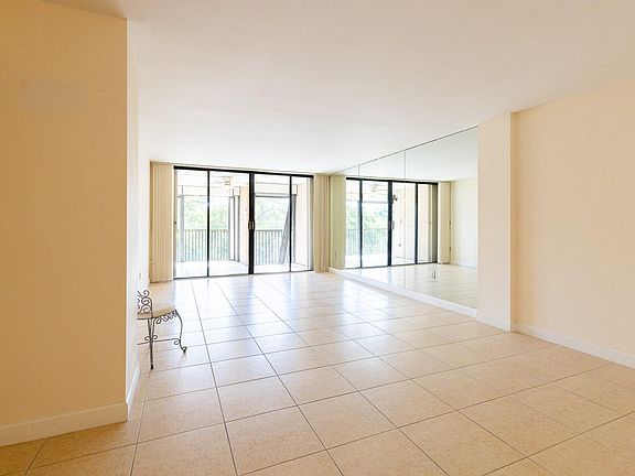 2nd image of 2810 N 46th Avenue #460F