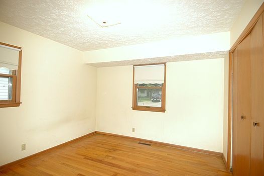 4th image of 1252 Sunrise Dr