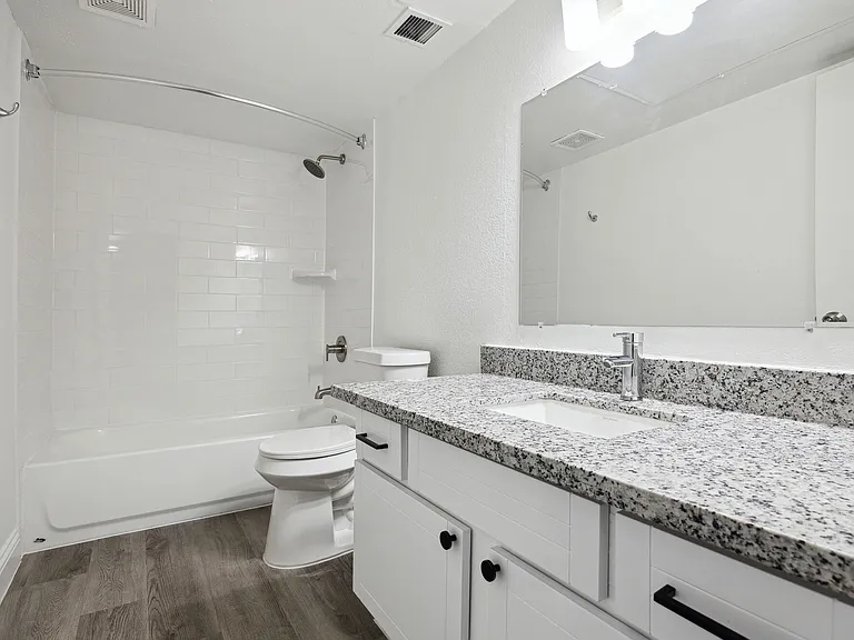 Haven at Briargrove — Photo 13