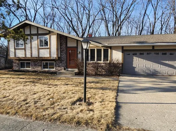 2830 Lincolnshire COURT, Waukesha, WI 53188