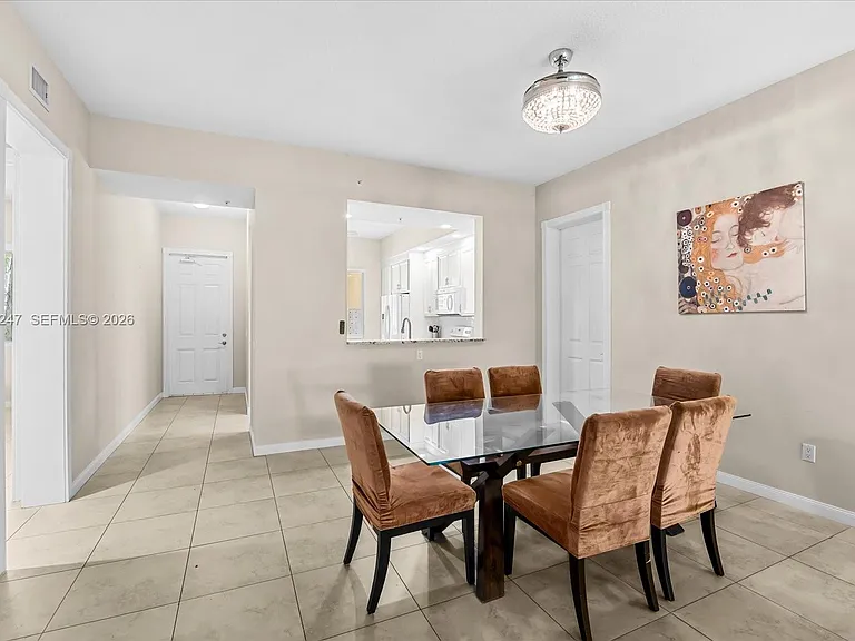 38 Harbour Isle Dr #104 — Photo 7