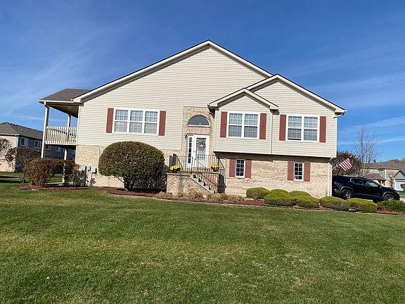 3rd image of 18502 Zurich Ln