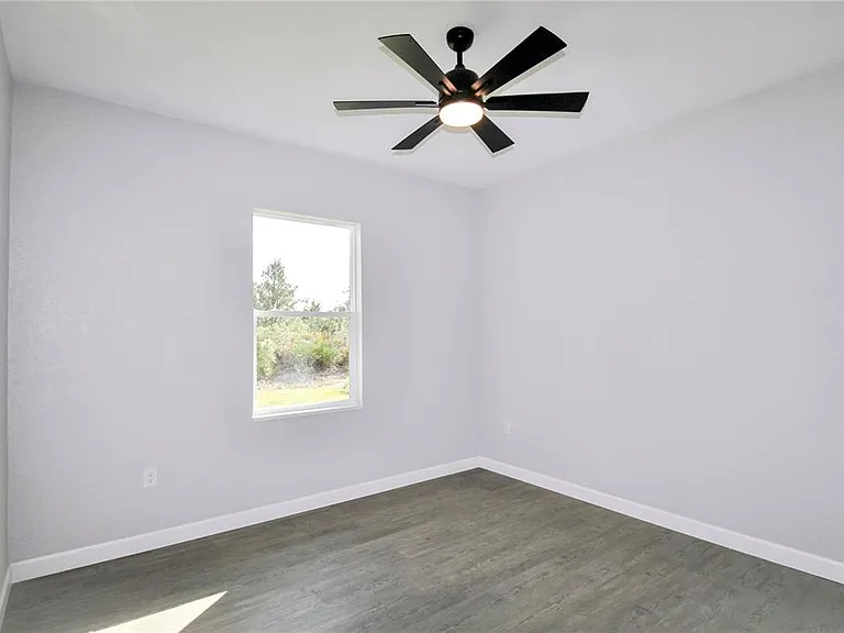 7335 Domenico St — Photo 29