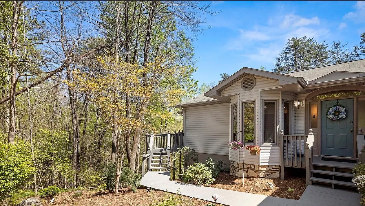 119 Rome Ct — Photo 2