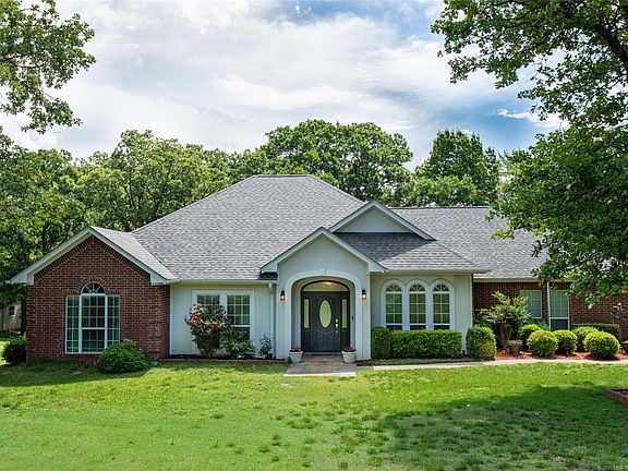 2nd image of 5366 Stonebriar Cir