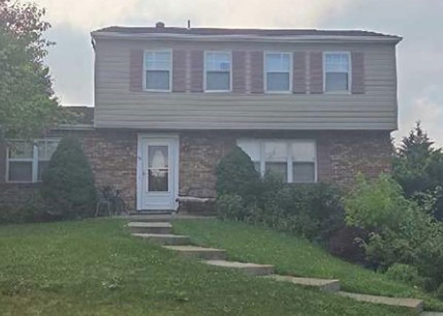 1st image of 18 Rizzi Dr