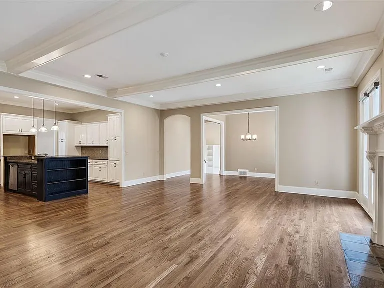 6597 Heronswood Cv — Photo 6