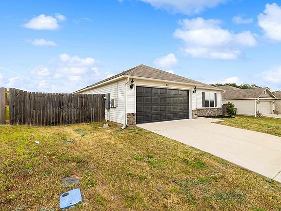 3rd image of 4448 Olympic Dr