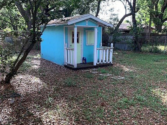 2nd image of 4205 E 10TH AVENUE