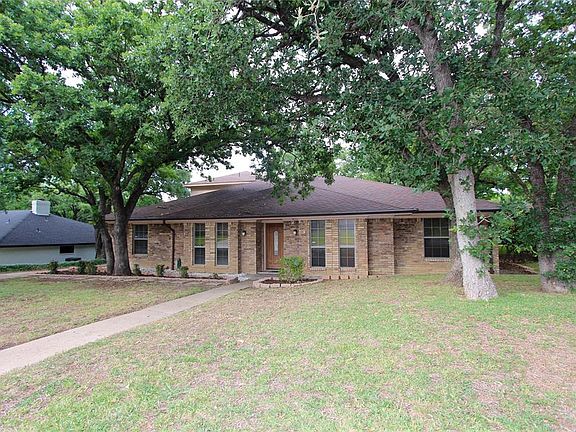 2nd image of 503 Washington Dr