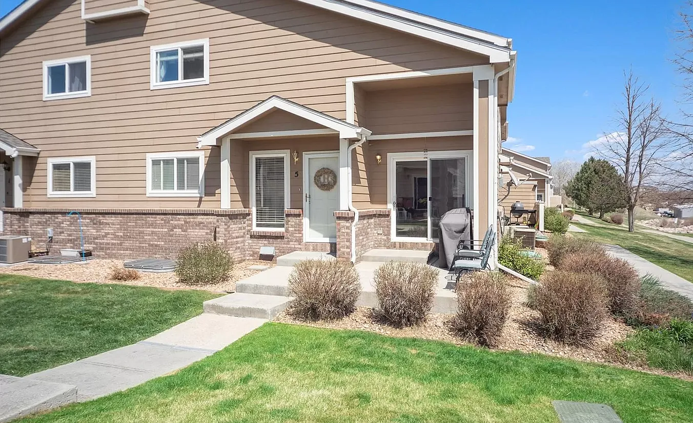 3 bed, 3.5 bath, 1826 sqft, $2,450 — Photo 4