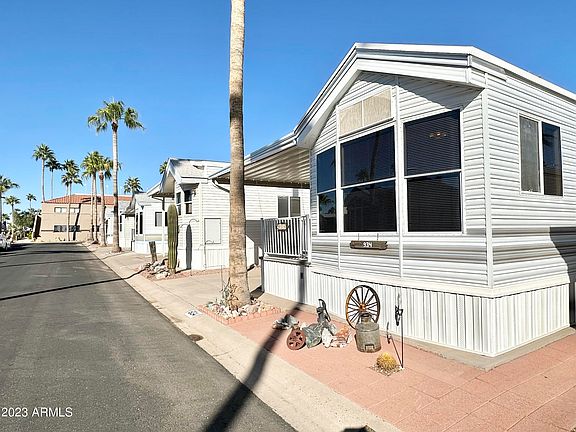 3rd image of 934 S NICKEL Drive