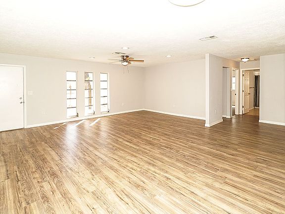 Spacious Living Area