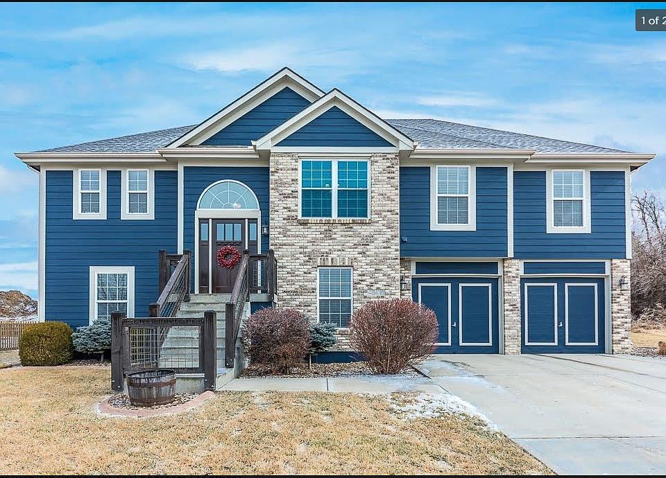 1st image of 4508 NE 85th St