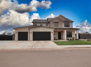 4532 S Medallion Dr, Washington, UT 84780