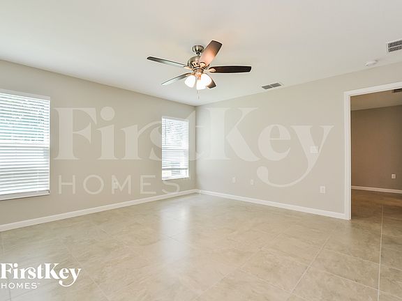 3rd image of 493 Earhart Dr