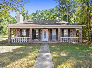 9009 Live Oak Ave, Ocean Springs, MS 39564